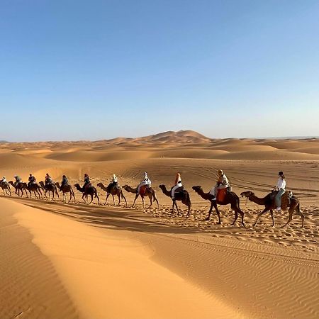 Young Luxury Camp Merzouga Exterior photo